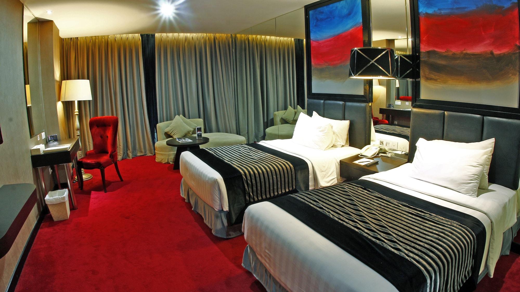 Amaroossa Cosmo Hotel