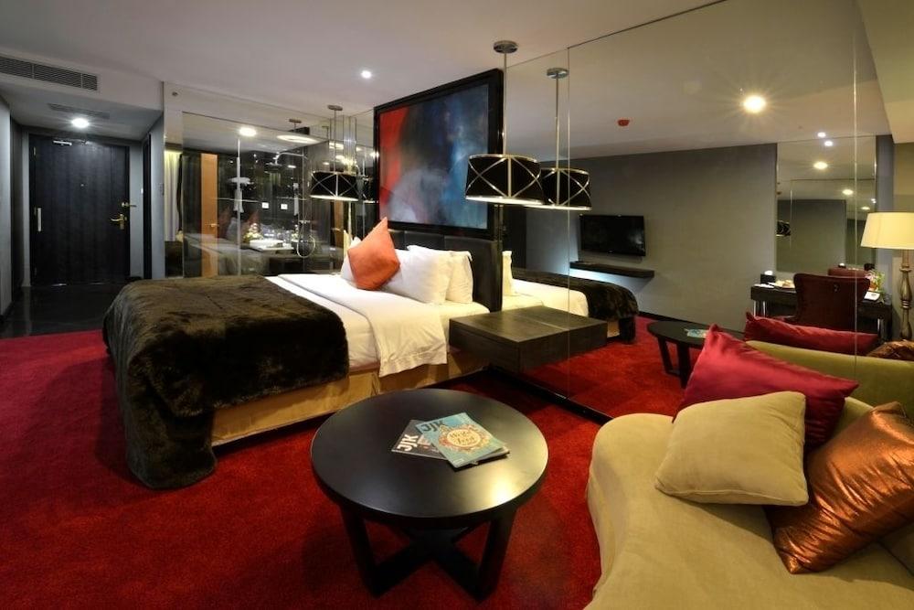 Hotel Amaroossa Cosmo Jakarta