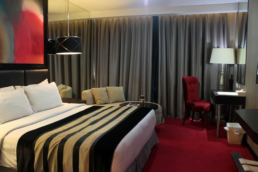 Amaroossa Cosmo 4*