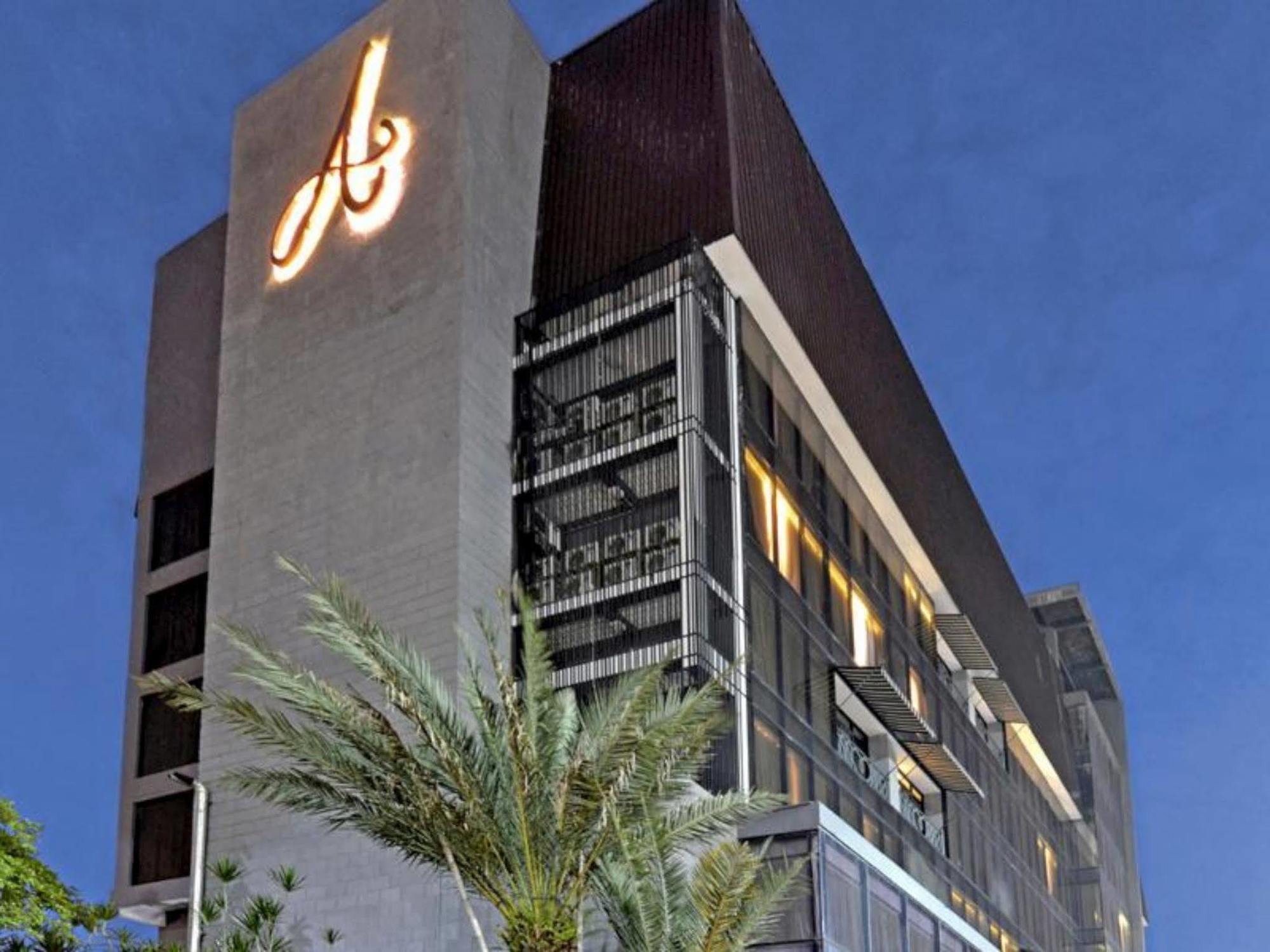 Amaroossa Cosmo Jakarta