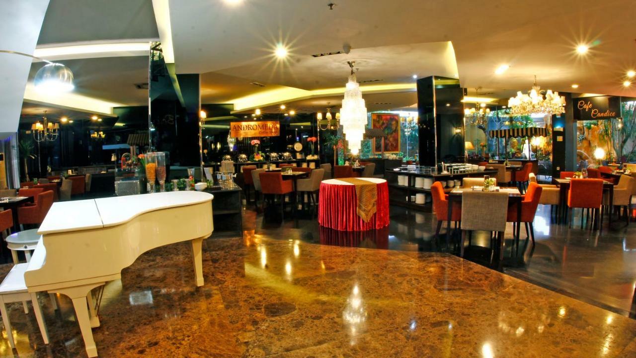 Amaroossa Cosmo Hotel